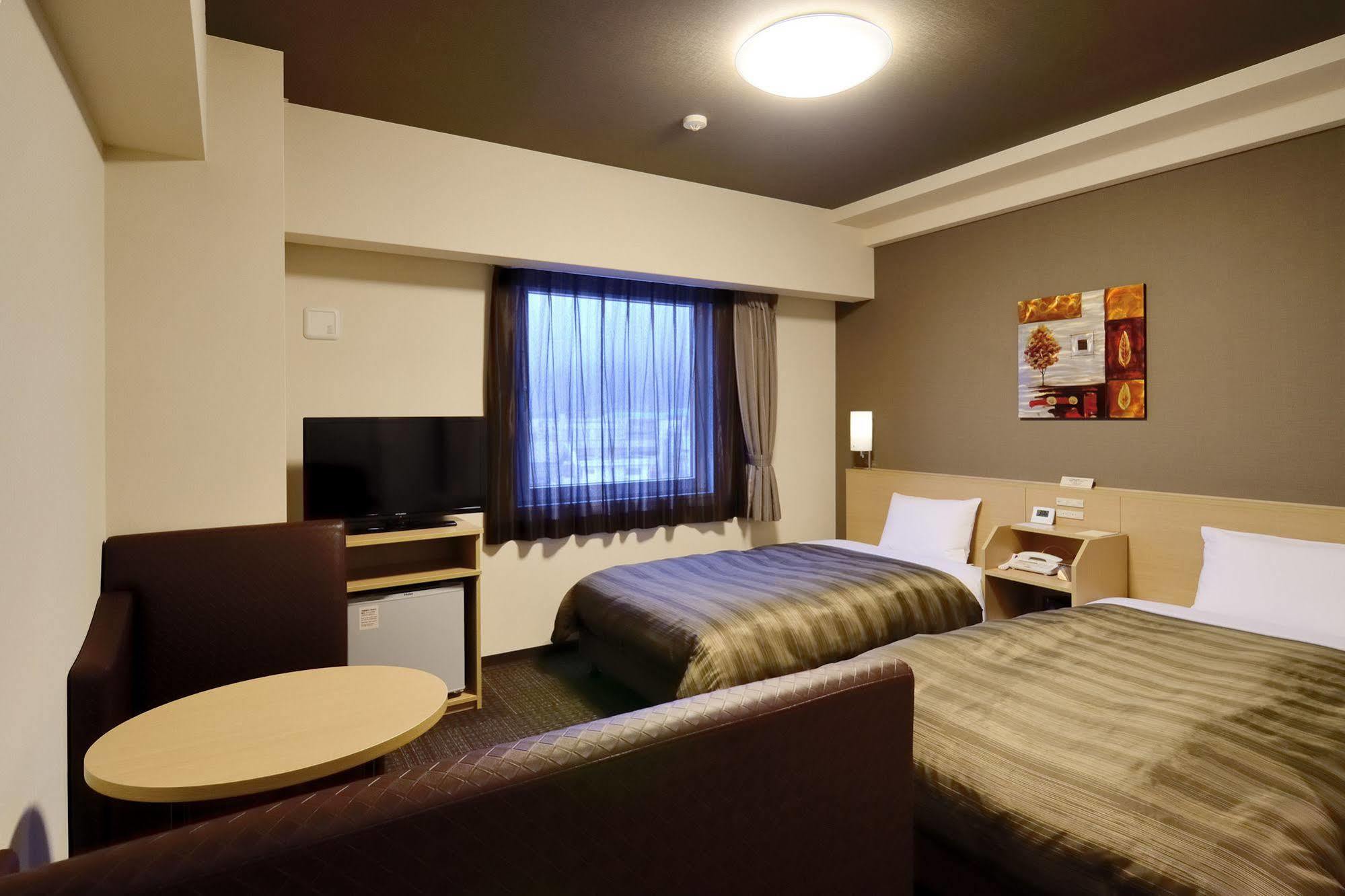 Hotel Route-Inn Hita Ekimae Εξωτερικό φωτογραφία